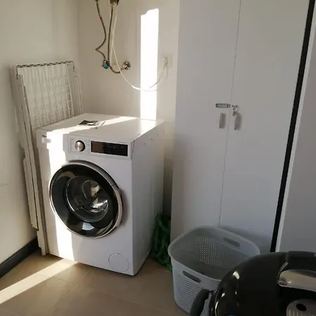 El Sonando/stylish/minutes From Swim Or Surf/well Equipped Appartement