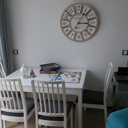 El Sonando/stylish/minutes From Swim Or Surf/well Equipped Apartment *
