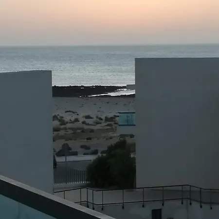 El Sonando/stylish/minutes From Swim Or Surf/well Equipped شقة